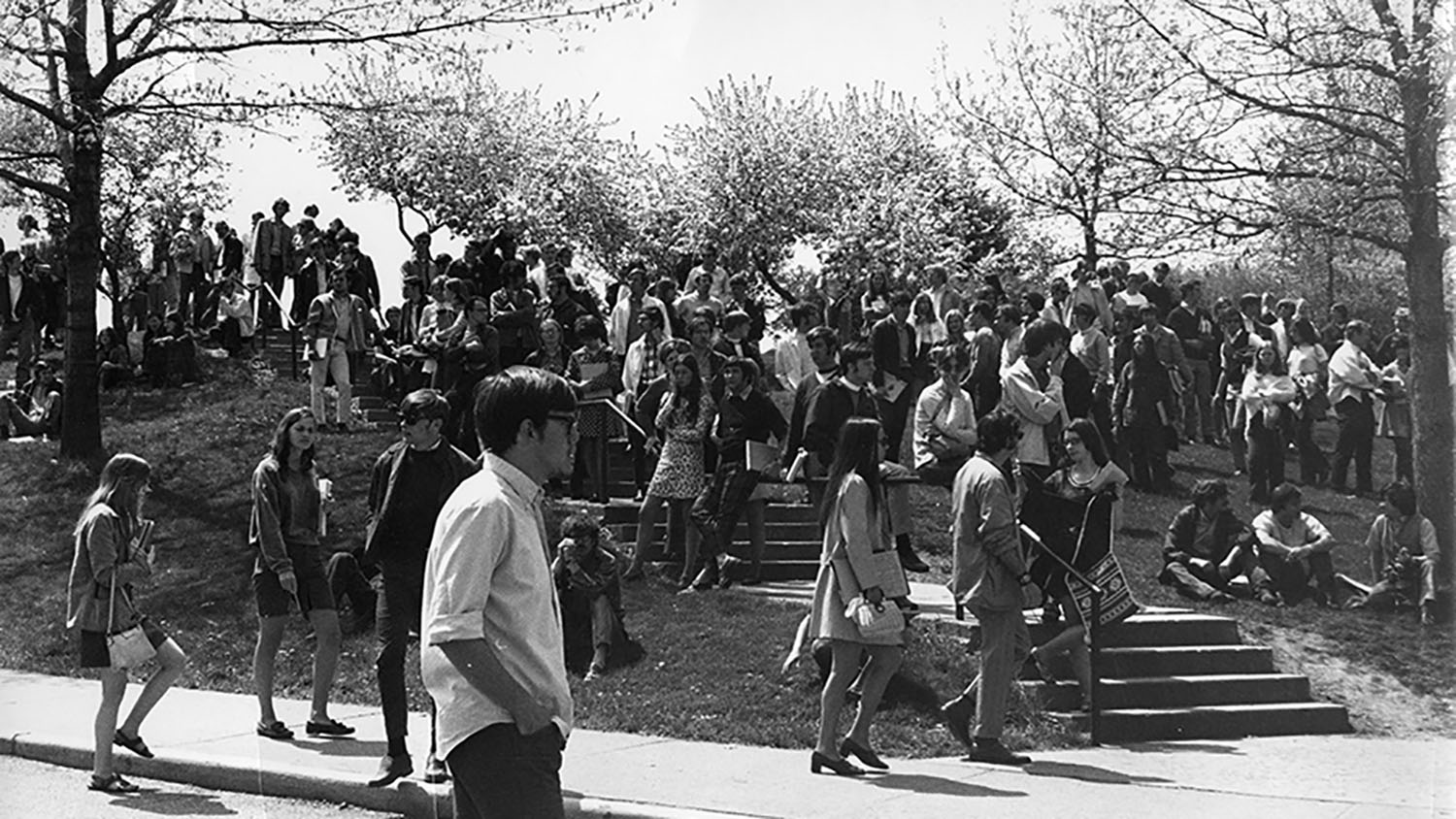 Explore the Kent State Shootings Digital Archive (photo by Henry Halem)