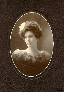 Photograph of an Unidentified Woman
